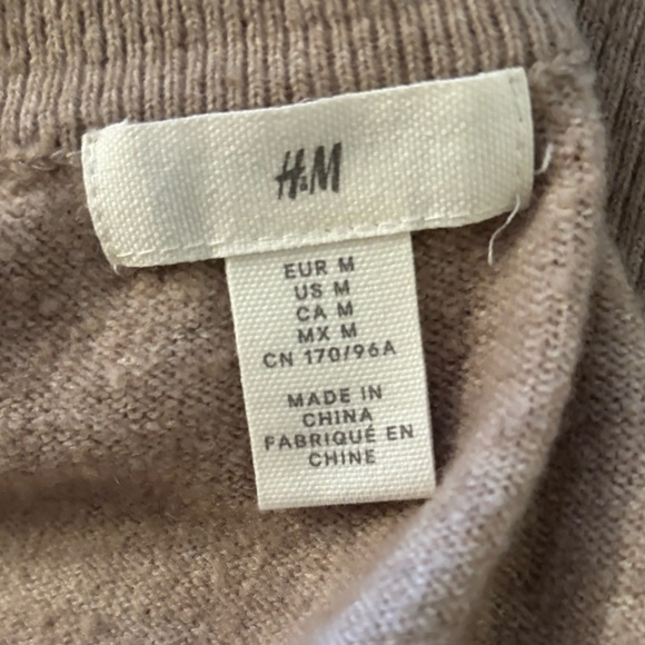 H & M Stylish Tan Sweater M - Picture 5 of 8